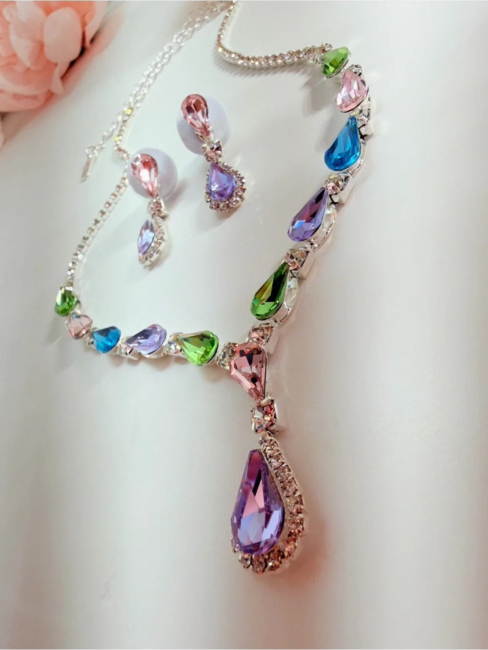 N/A elegant multicolor